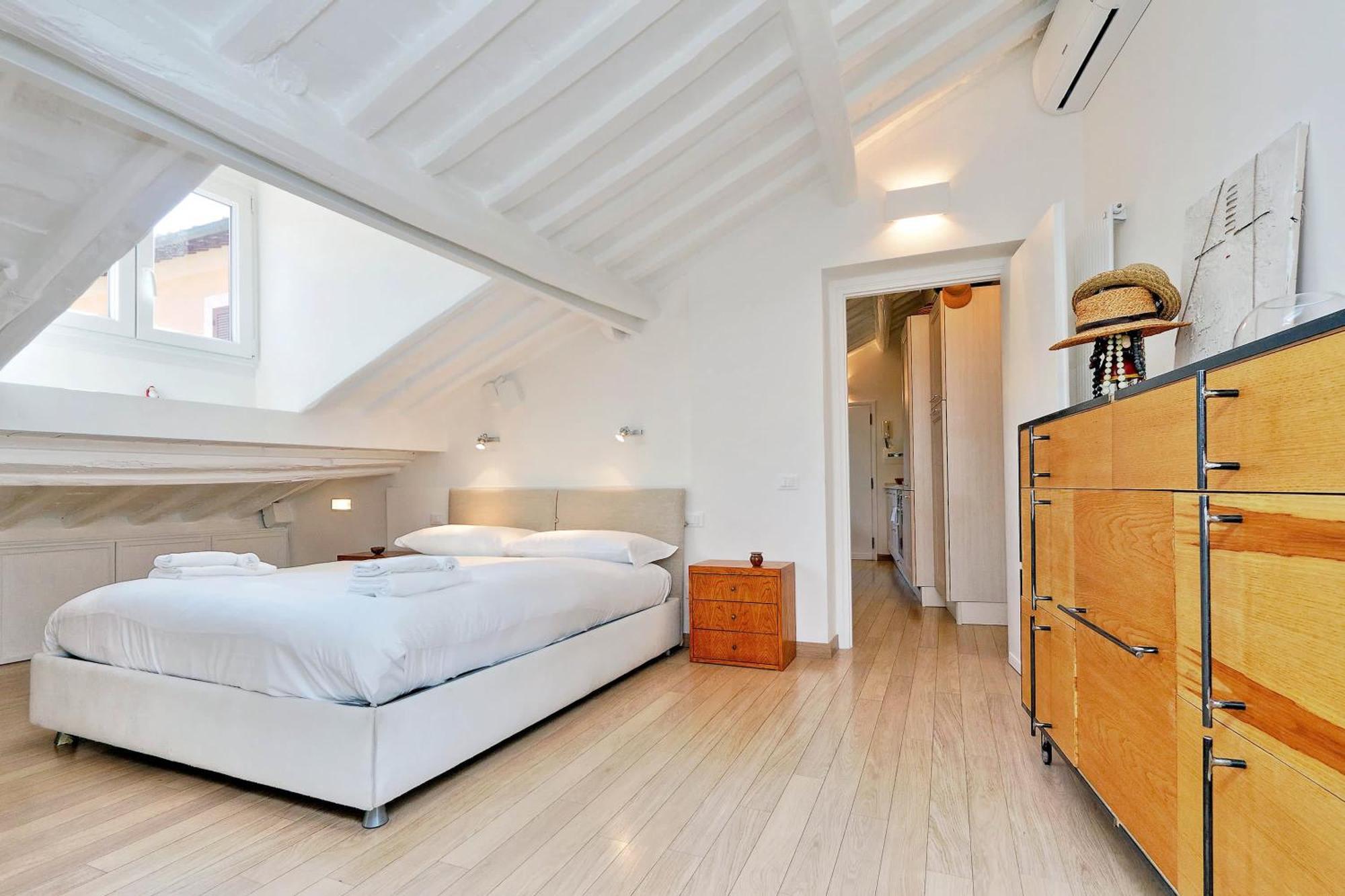 Pantheon Charming Attic | Romeloft Apartment Luaran gambar